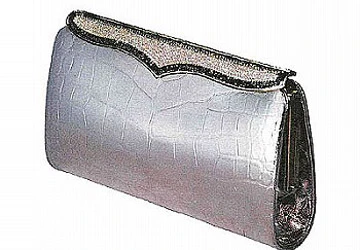 Túi xách đắt nhất thế giới giá lên tới... 37 tỉ đồng ảnh 4 Túi xách đắt nhất thế giới giá lên tới... 37 tỉ đồng ảnh 4