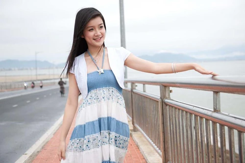 Xuân Mai rạng ngời giữa thiên nhiên ảnh 7