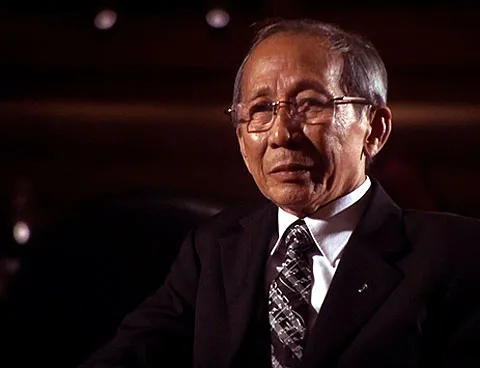 Nguyễn Ánh 9 đệm đàn cho Kim Khánh hát ảnh 1 Nguyễn Ánh 9 đệm đàn cho Kim Khánh hát ảnh 1