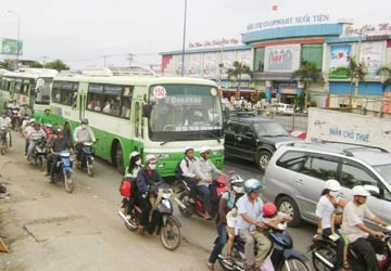 Người dân đi chơi lễ trở về an toàn ảnh 1 Người dân đi chơi lễ trở về an toàn ảnh 1