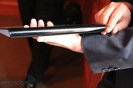 Tính năng chơi game giải trí trên 2 tablet của Sony ảnh 9