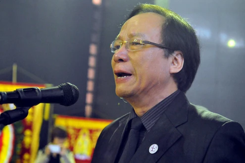 Nghệ sĩ rơi nước mắt trong tang lễ NSND Trọng Khôi ảnh 1