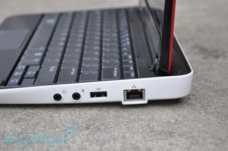 Dell Mini 10, sự lựa chọn "nửa vời" ảnh 1