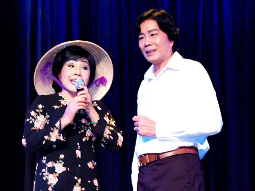 NSND Lệ Thủy xúc động trong tiệc họp mặt đoàn Kim Chung ảnh 3