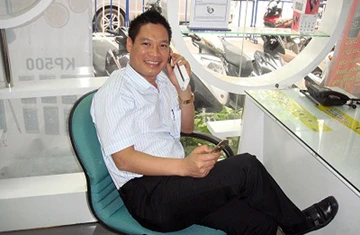 Chủ nhân số 0988.888.888 nói gì về "sim khủng"? ảnh 2 Chủ nhân số 0988.888.888 nói gì về "sim khủng"? ảnh 2