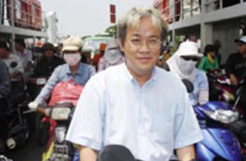 "Đại gia" lừa đảo Nguyễn Văn Mười Hai và câu chuyện của những kẻ lừa đảo thời nay ảnh 1