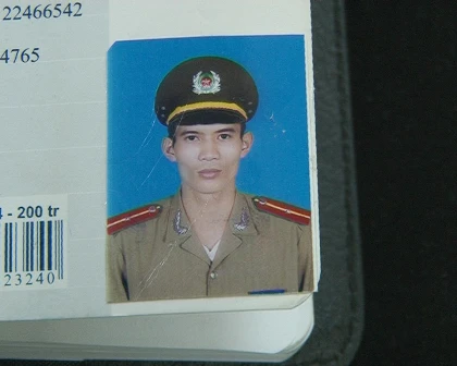 Giả danh công an lừa tình, trộm tiền các cô gái ảnh 2