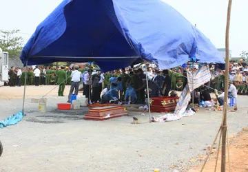 Vụ quan tài ở Vĩnh Phúc: Chưa có tài liệu khởi tố vụ gây rối ảnh 1 Vụ quan tài ở Vĩnh Phúc: Chưa có tài liệu khởi tố vụ gây rối ảnh 1