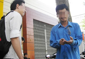 Cảnh giác “cò” hộ chiếu ảnh 1