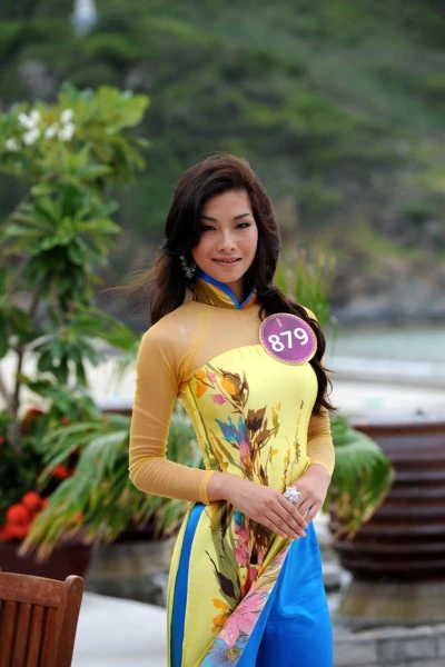 Thí sinh Hoa hậu Thế giới người Việt trong trang phục áo dài ảnh 5