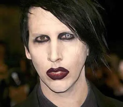 Điểm mặt những người nổi tiếng xấu nhất thế giới ảnh 2 Điểm mặt những người nổi tiếng xấu nhất thế giới ảnh 2