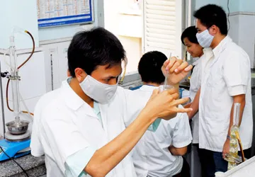 Không trung thực, thầy còn mặt mũi nào dạy trò! ảnh 2 Không trung thực, thầy còn mặt mũi nào dạy trò! ảnh 2