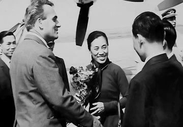 Hiệp định Paris - dấu son lịch sử - Bài 2: Hình ảnh Việt Nam tại Paris ảnh 1