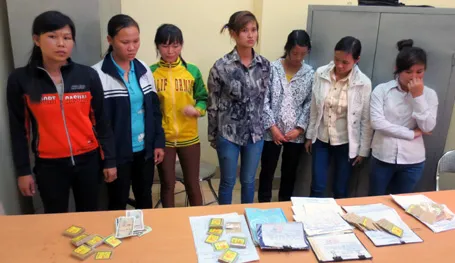 Quét vét nhóm “nữ quái” lừa đảo bán tăm “nhân đạo” ảnh 2 Quét vét nhóm “nữ quái” lừa đảo bán tăm “nhân đạo” ảnh 2