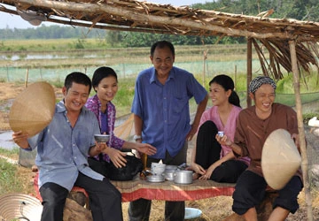 Dàn sao hội tụ trong Héllô cô Ba ảnh 1