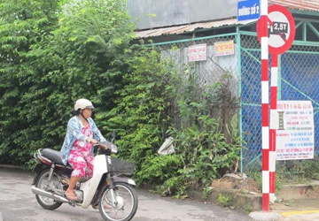 Đã lắp lại bảng tên đường ảnh 2