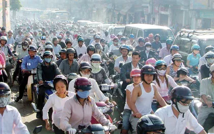 Phí đường bộ xe máy: Thu được 50% là mừng! ảnh 1