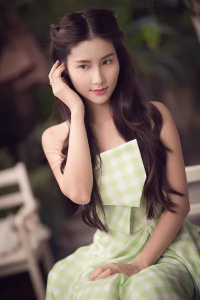 Diễm My 9X đẹp mong manh buổi sớm mai ảnh 9 Diễm My 9X đẹp mong manh buổi sớm mai ảnh 9