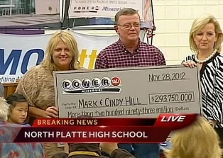 Trúng số 500 triệu USD ảnh 1