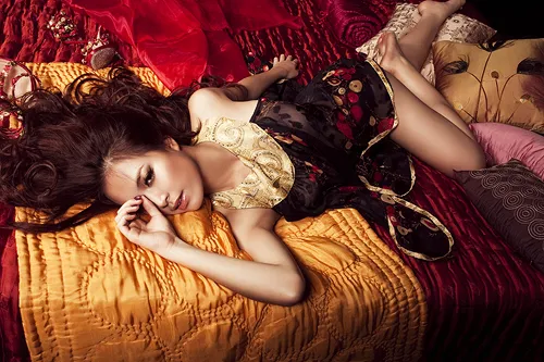 Hoàng Thùy Linh mỏng manh và sexy ảnh 2 Hoàng Thùy Linh mỏng manh và sexy ảnh 2