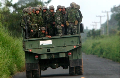 Campuchia thả 4 lính Thái Lan bị bắt trong đụng độ ảnh 1