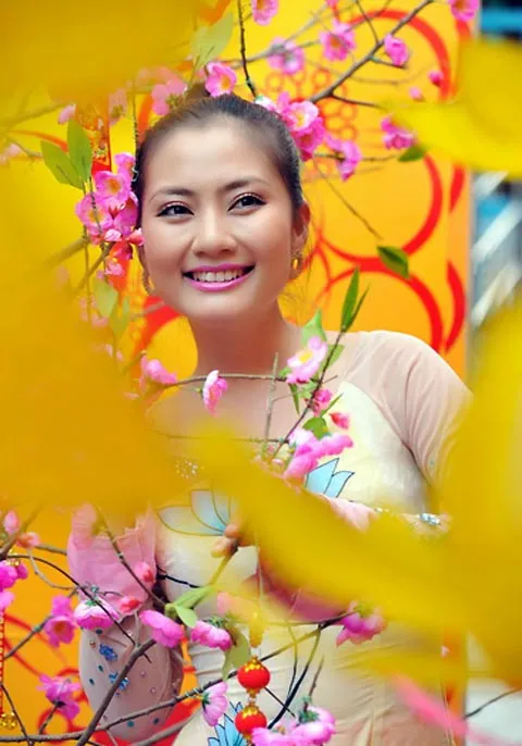 Kiều nữ Ngọc Lan cười ảnh 19