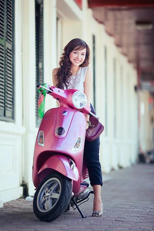 MC Vân Hugo khẳng định không hề bỏ chồng ảnh 2