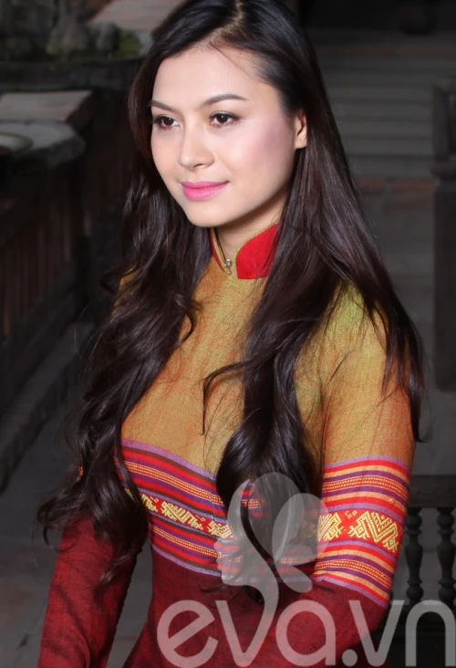 Hoa hậu Kiều Chinh khoe nét đẹp kiêu sa ảnh 4 Hoa hậu Kiều Chinh khoe nét đẹp kiêu sa ảnh 4