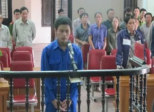 Mất mạng vì chiếc điện thoại ảnh 1 Mất mạng vì chiếc điện thoại ảnh 1