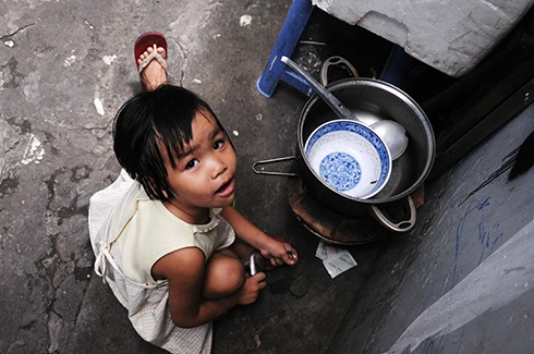 Cuộc sống trong căn nhà hơn 2 m2 ở trung tâm Sài Gòn ảnh 9