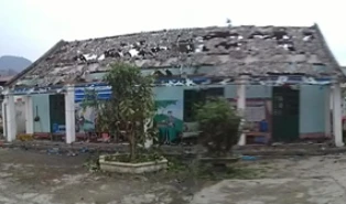 Mưa đá “thổi bay” hàng chục ngàn mái nhà ở Lào Cai ảnh 1