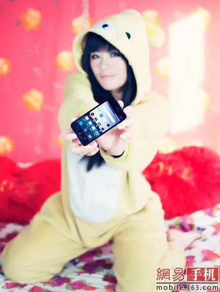 Meizu MX “câu khách” bằng chân dài ảnh 3 Meizu MX “câu khách” bằng chân dài ảnh 3