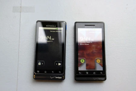 Đập hộp điện thoại Motorola Droid 2 mới “ra lò” ảnh 13 Đập hộp điện thoại Motorola Droid 2 mới “ra lò” ảnh 13