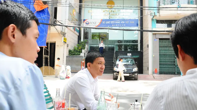 Lách luật làm sàn vàng “ảo” ảnh 1