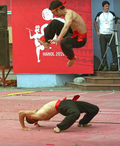 Lễ tổng kết biểu diễn võ thuật cổ truyền chào mừng 1.000 năm Thăng Long - Hà Nội ảnh 11