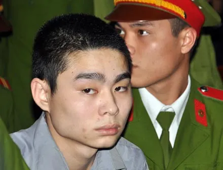 Trực tiếp phiên xử phúc thẩm sát thủ Lê Văn Luyện: Còn nhiều tình tiết khất tất chưa làm rõ ảnh 9 Trực tiếp phiên xử phúc thẩm sát thủ Lê Văn Luyện: Còn nhiều tình tiết khất tất chưa làm rõ ảnh 9