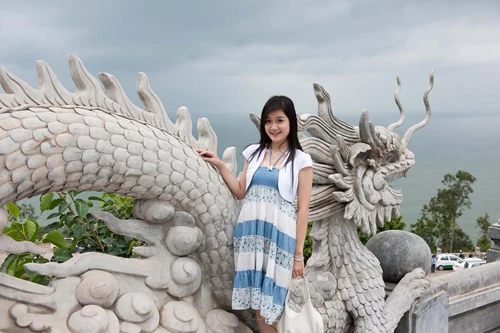 Xuân Mai rạng ngời giữa thiên nhiên ảnh 10