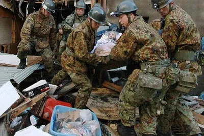 Những hình ảnh kinh hoàng, mới nhất từ Nhật Bản ảnh 9