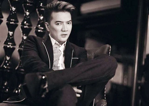 Đàm Vĩnh Hưng "phản pháo" lại Nguyễn Ánh 9 ảnh 1