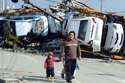 Những hình ảnh mới nhất tại Nhật Bản ngày 14/3/2011 ảnh 6