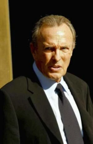 Tỷ phú Mỹ thắng kiện con ảnh 1