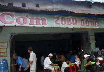 Bão giá, ăn cơm trọn gói chỉ 2.000 đồng ở đâu? ảnh 1