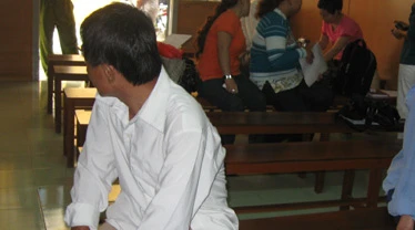 Cái thùng rác và vụ án mạng giữa 2 người hàng xóm ảnh 1