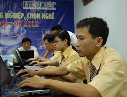 Trực tuyến về chọn thi vào đại học, cao đẳng 2012: Trường nào hấp dẫn nhất? ảnh 4