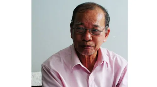 Phạm Thiên Thư viết sử Việt bằng thơ ảnh 1