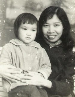 Nhà thơ Phan Thị Thanh Nhàn: Được yêu, biết yêu, sau là thất vọng ảnh 2