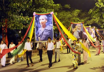 Khai mạc Lễ hội Làng Sen 2012 ảnh 1