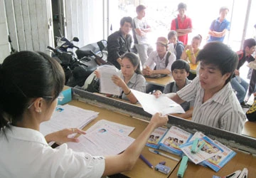 Tuyển sinh ĐH, CĐ 2012: Bộ giao quyền tự chủ cho các trường ảnh 2