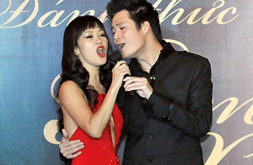 Hồng Nhung mừng Quang Dũng tậu xe mới ảnh 2