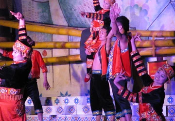 Người trẻ giữ hồn phố cổ ảnh 2